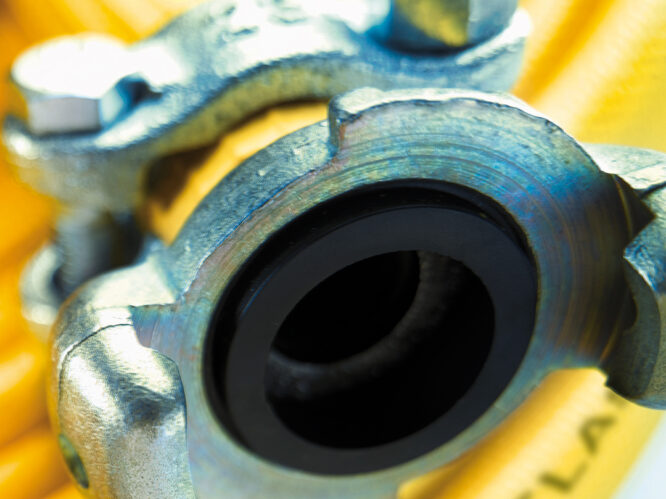 Tryckluftsslang med klokoppling