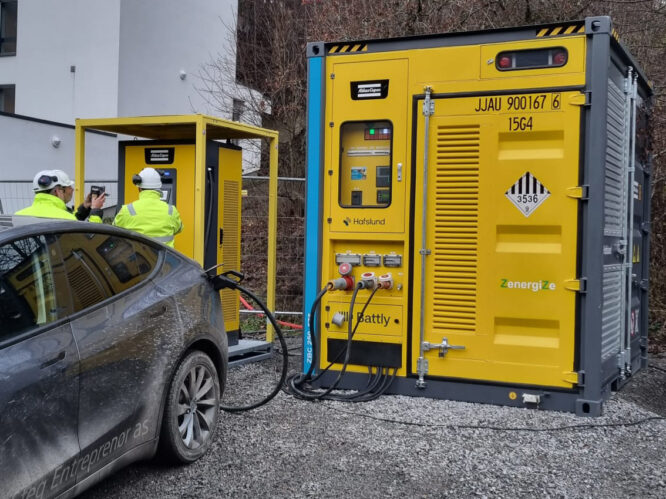 atlas copco batteri laddar tesla