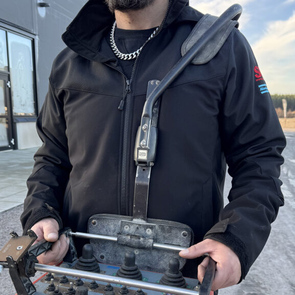 Bärkrok/axelbygel Radiolåda, passar till Cavotec & HBC