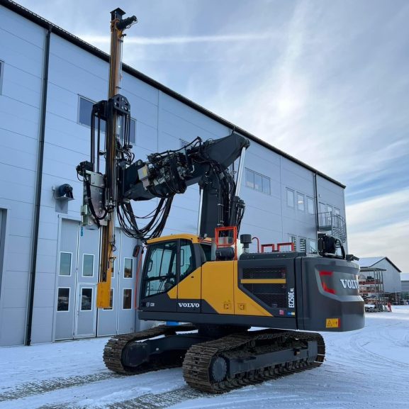 Volvo EC250 Pålningsrigg