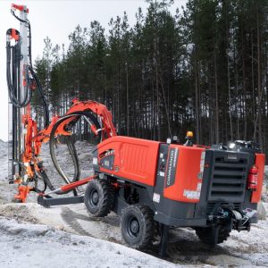 Sandvik Commando DC300Ri borrvagn