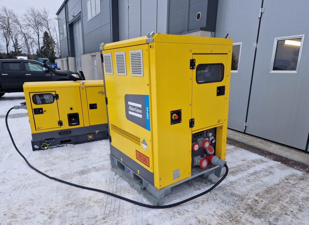 Atlas Copco ZBP 45 energilgaringssystem med reservkraft från QES 85 generator
