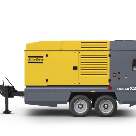 Atlas Copco DrillAir X28 med hjulaxlar