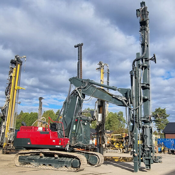 Volvo EC300 DT145 Pålningsmaskin