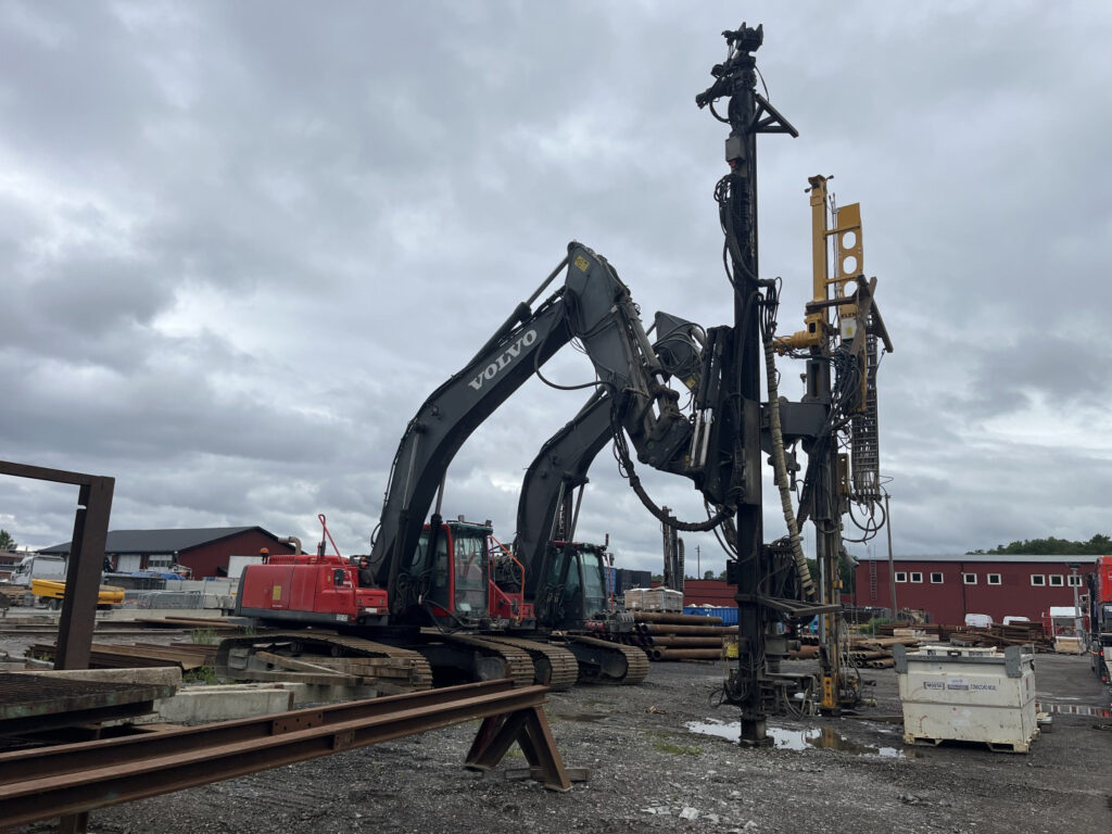 Volvo EC290 med SPD mast